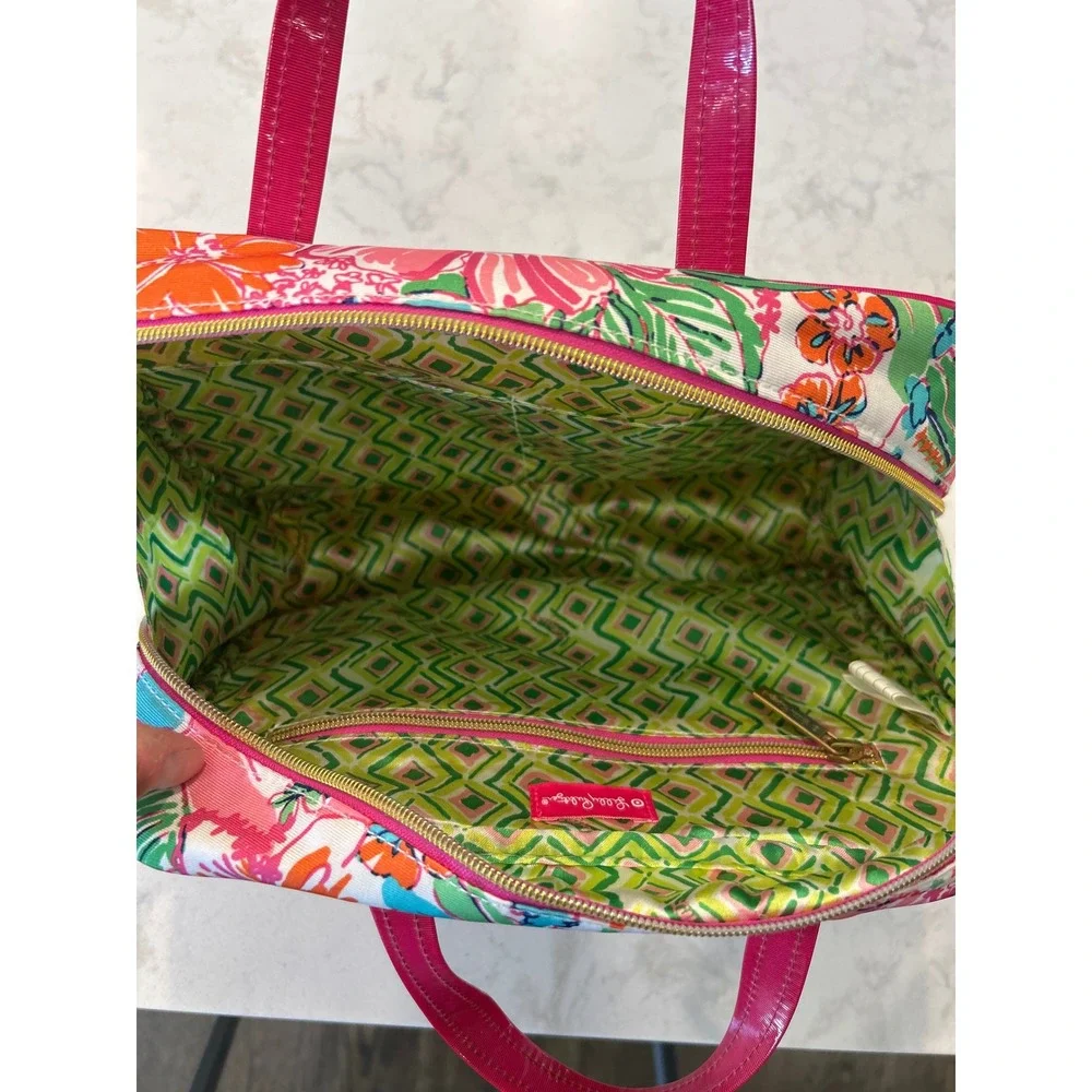 Lilly Pulitzer for Target Floral Makeup Bag Pink Trim Cosmetic Case Travel Bag